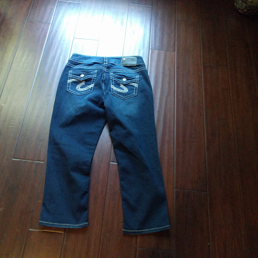SILVER Jeans Suki Super Stretch Denim Capris
